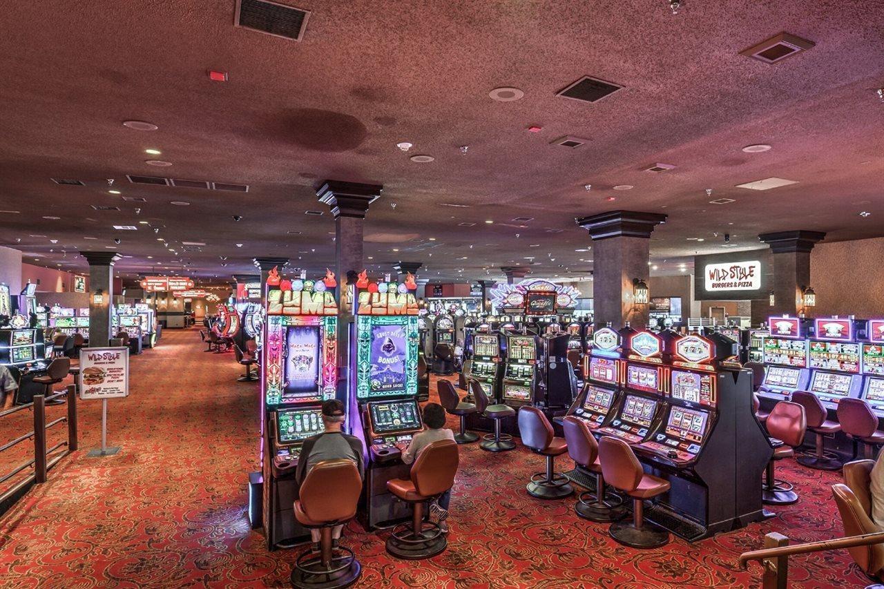 The Edgewater Hotel And Casino Лафлин Экстерьер фото